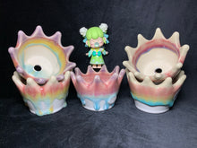 Load image into Gallery viewer, crown image