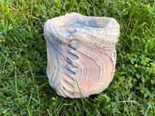 Load image into Gallery viewer, Twisted | 扭扭